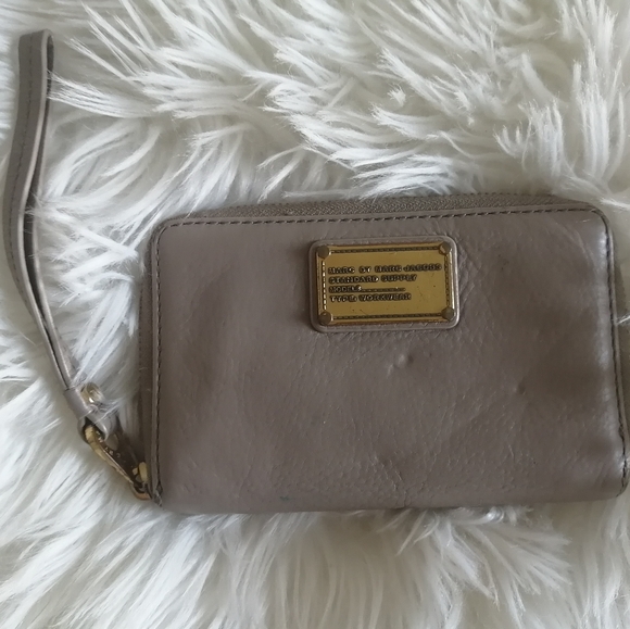 Marc By Marc Jacobs Handbags - Marc Jacobs Grey Wallet